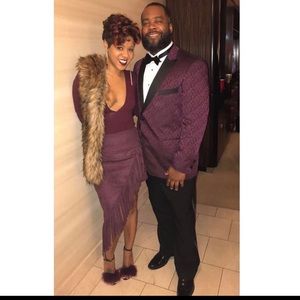 Asymmetrical fringe skirt!! Beautiful burgundy! Worn once! Suede material Size 4